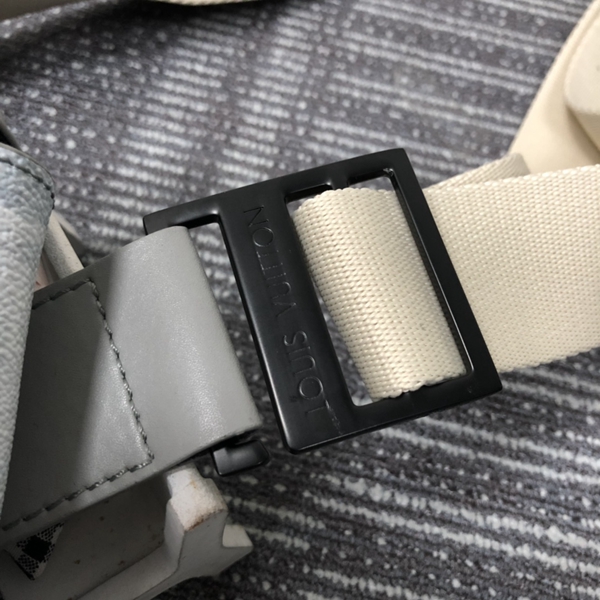 ルイヴィトンバッグ素材ディテール